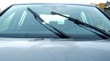 Repair vs. Replacement: How to Fix Windscreen Damage?